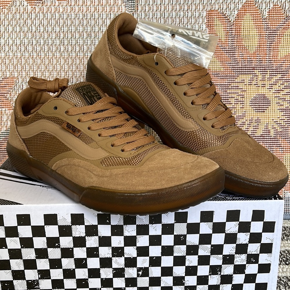 Vans Men’s Ave
Tobacco/Gum
VN0A5JIBLV9
Sneakers - Picture 5 of 16